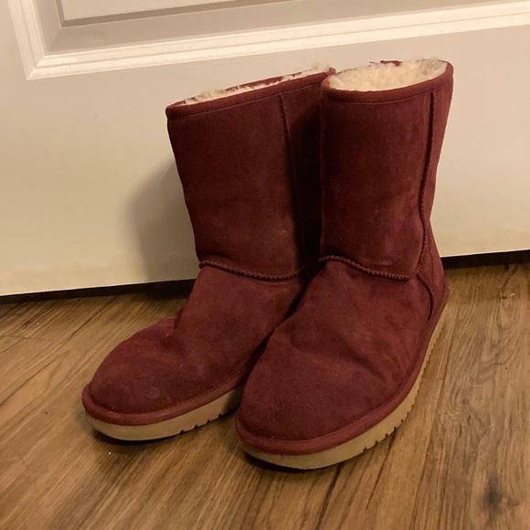 Koolaburra Shoes - Burgundy Koolaburra Ugg Boots